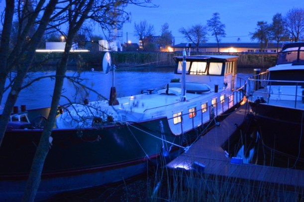 Rouge Corsair - 1920s Dutch Barge