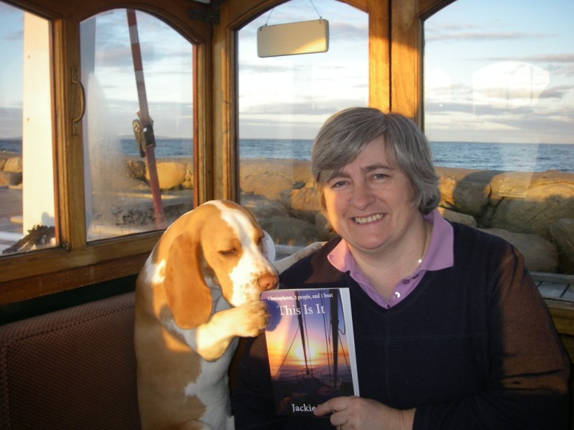 IMGP0751 alison maksi and book